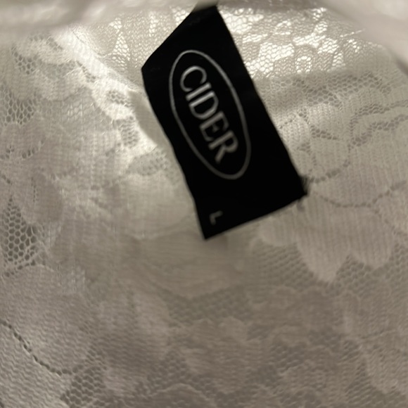 Crop Floral lace corset top - Picture 3 of 6